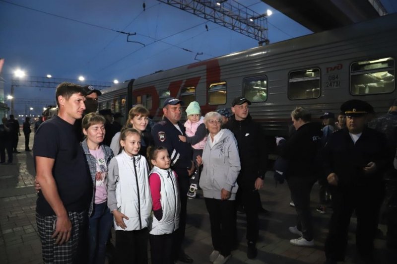 Сводный отряд новосибирских полицейских вернулся из командировки с Северного Кавказа