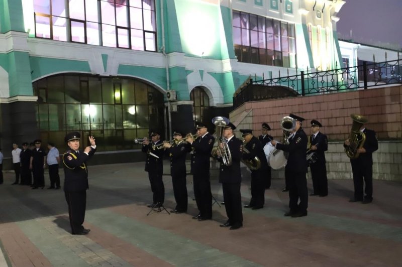 Сводный отряд новосибирских полицейских вернулся из командировки с Северного Кавказа